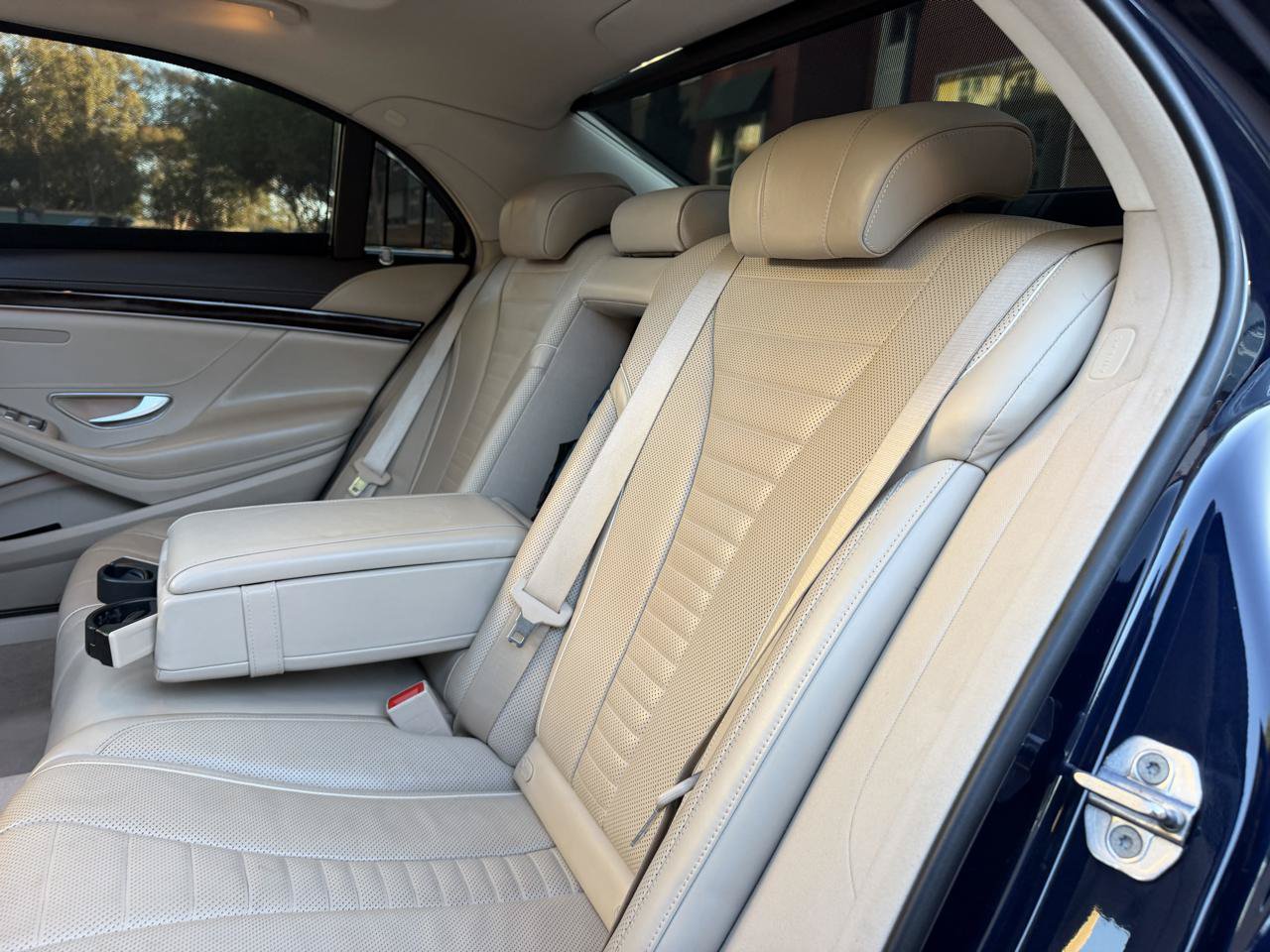 Used 2019 Mercedes-Benz S 560 Sedan image 43