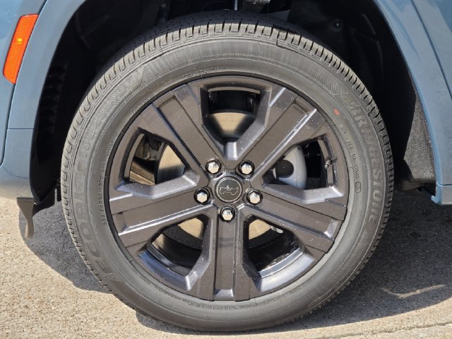 New 2027 Jeep Grand Cherokee Limited AWD/4WD image 7
