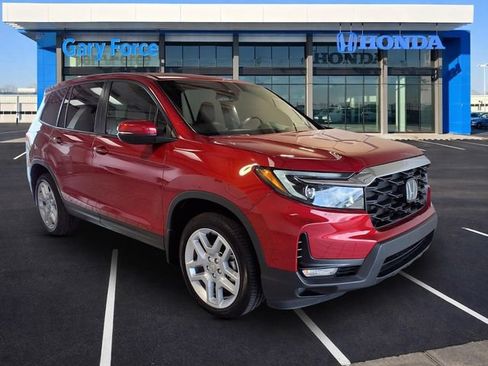 Certified 2025 Honda Passport EX-L image 1