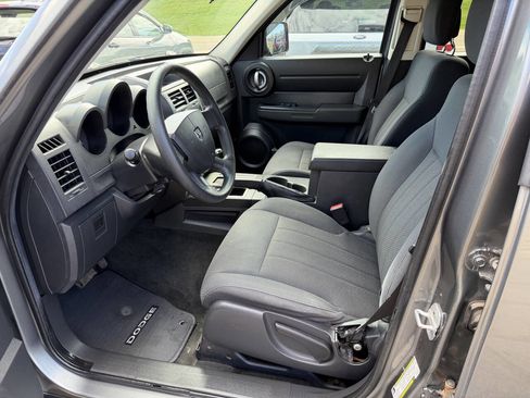 Used 2011 Dodge Nitro Heat image 5