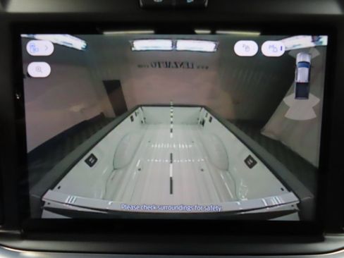 Used 2025 Ford F250 Platinum w/ Platinum Plus Package image 19