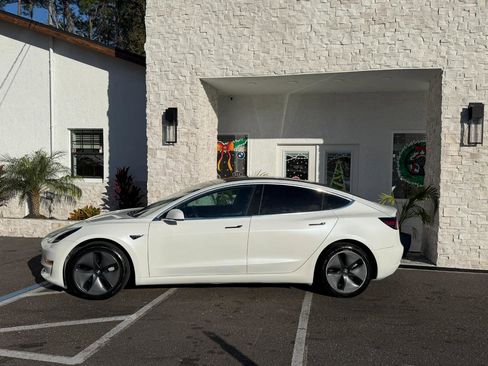 Used 2020 Tesla Model 3 Long Range AWD/4WD image 2