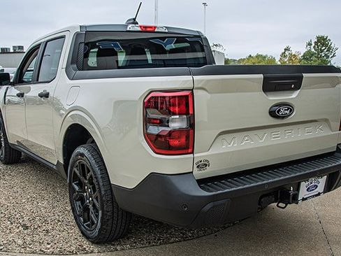 New 2025 Ford Maverick XLT w/ XLT Luxury Package image 3