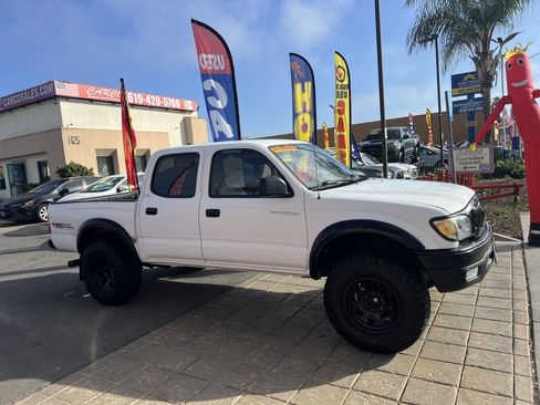 Used 2002 Toyota Tacoma PreRunner image 13