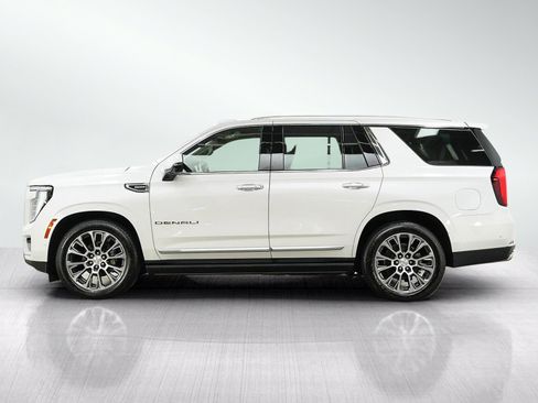Used 2025 GMC Yukon Denali w/ Denali Reserve Package AWD/4WD image 2