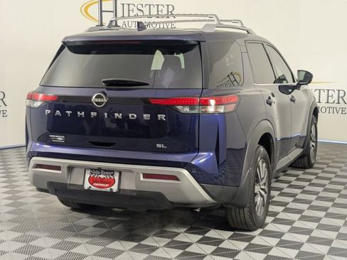 Used 2022 Nissan Pathfinder SL FWD image 7