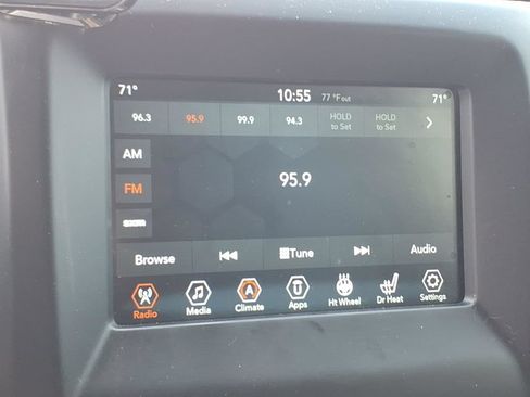 Used 2019 Jeep Compass Latitude w/ Cold Weather Group AWD/4WD image 22
