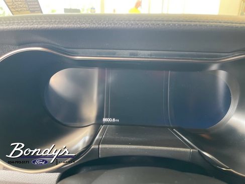 Used 2021 Ford Mustang Shelby GT500 w/ Technology Package RWD image 4