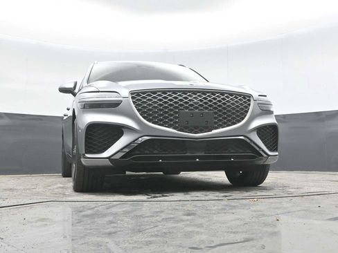 Used 2024 Genesis GV70 2.5T w/ Sport Prestige Package AWD/4WD image 47