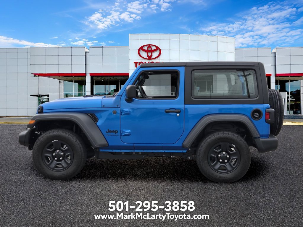 Used 2026 Jeep Wrangler Sport AWD/4WD image 2