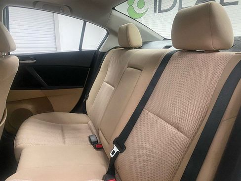 Used 2011 MAZDA MAZDA3 i Touring image 12