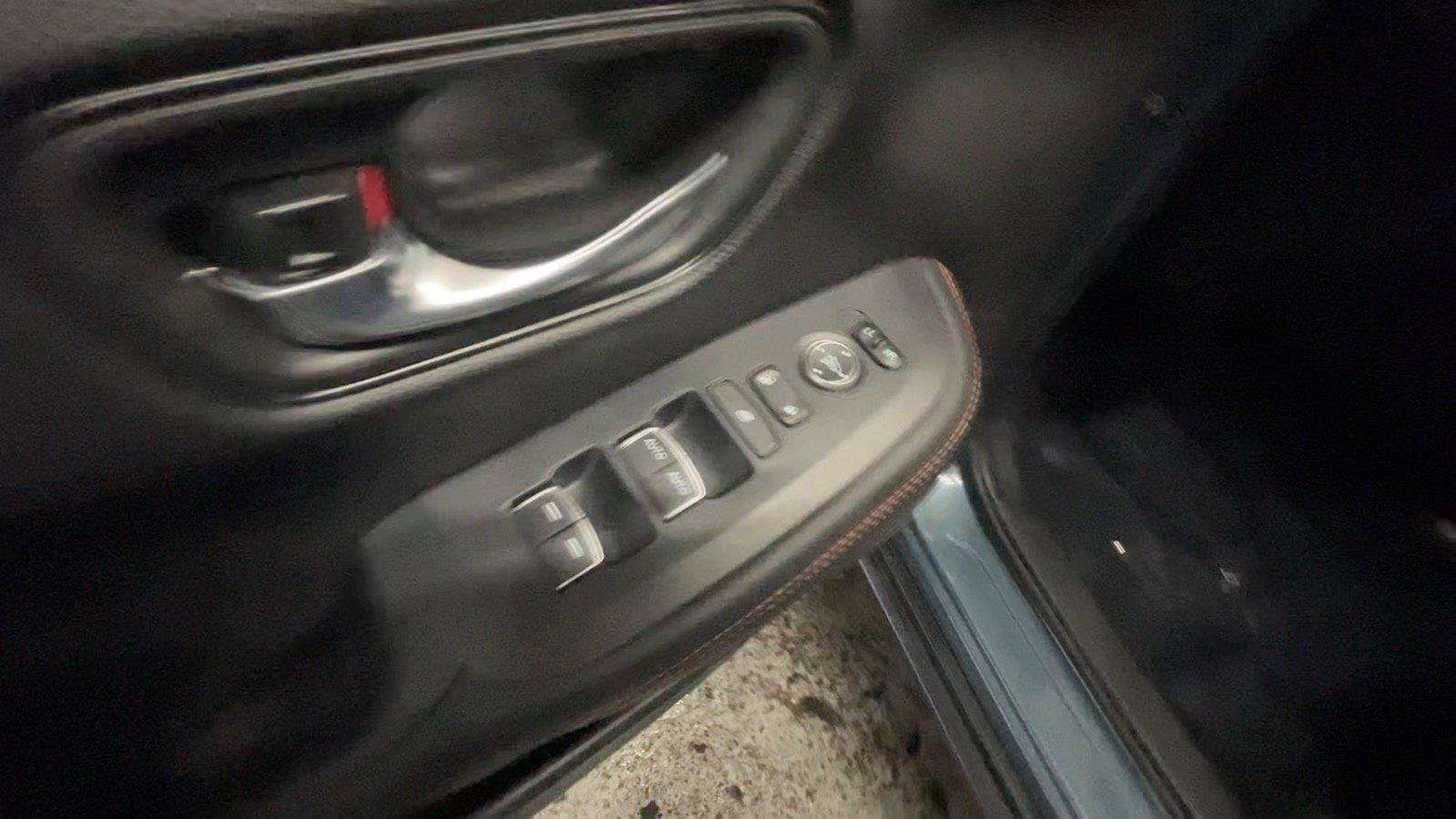 Certified 2024 Honda HR-V Sport image 30