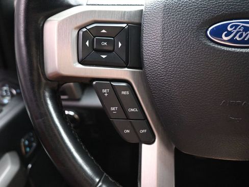 Used 2019 Ford F150 Platinum w/ Technology Package AWD/4WD image 13
