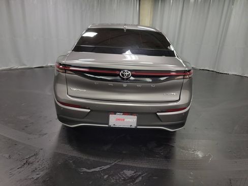 Used 2024 Toyota Crown AWD/4WD image 7