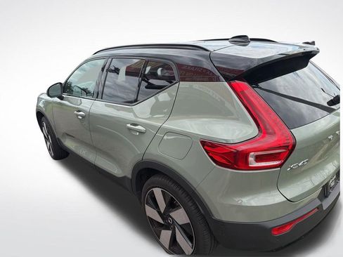 Used 2023 Volvo XC40 Recharge Ultimate AWD/4WD image 5