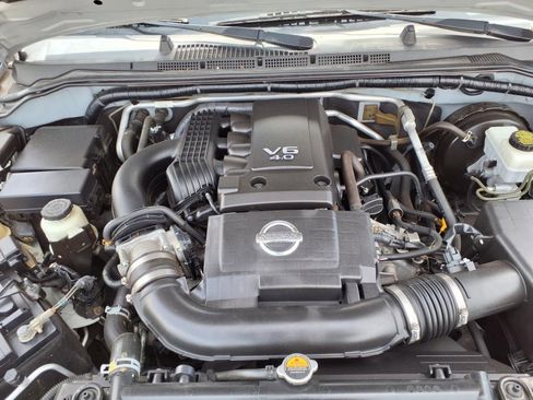 Used 2019 Nissan Frontier SV image 30