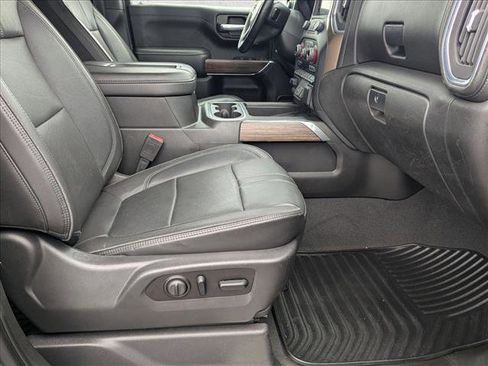 Used 2021 Chevrolet Silverado 1500 High Country w/ Technology Package image 21