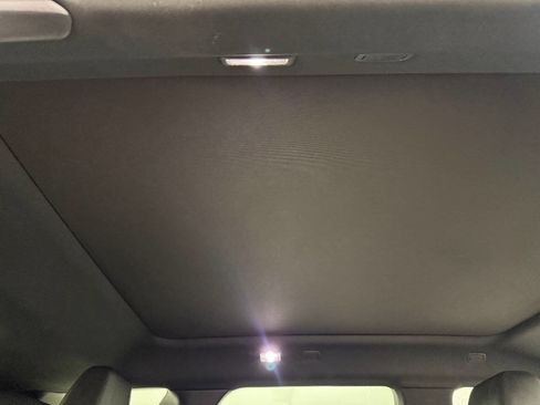 Used 2020 Land Rover Range Rover Evoque First Edition image 32