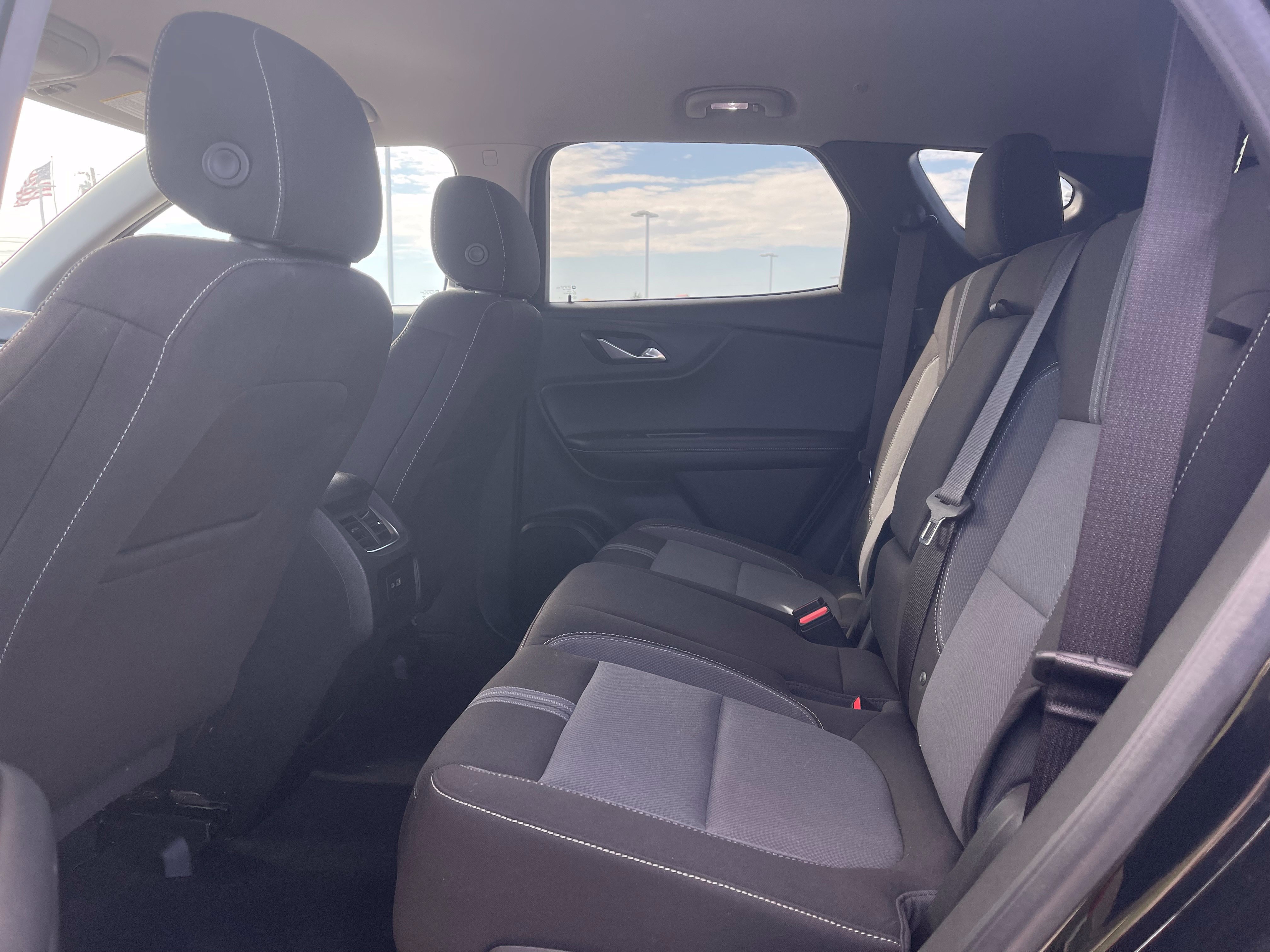 Used 2023 Chevrolet Blazer LT w/ Midnight/Sport Edition FWD image 12