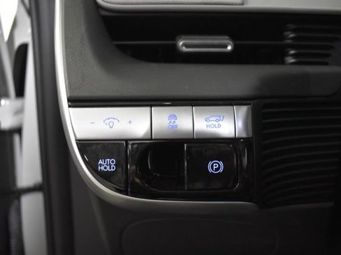 Used 2024 Hyundai Ioniq 5 SEL AWD/4WD image 14