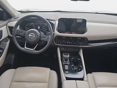 Used 2023 Nissan Rogue SL w/ SL Premium Package FWD image 9