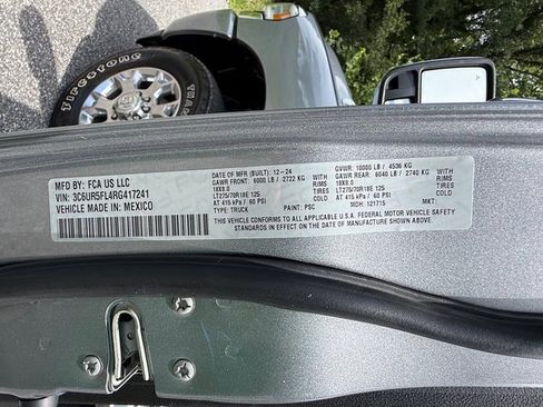 Used 2024 RAM 2500 Laramie w/ Safety Group AWD/4WD image 34