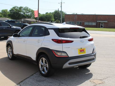 Used 2023 Hyundai Kona SEL w/ Convenience Package FWD image 7