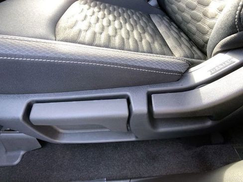 New 2025 Nissan Pathfinder S image 15