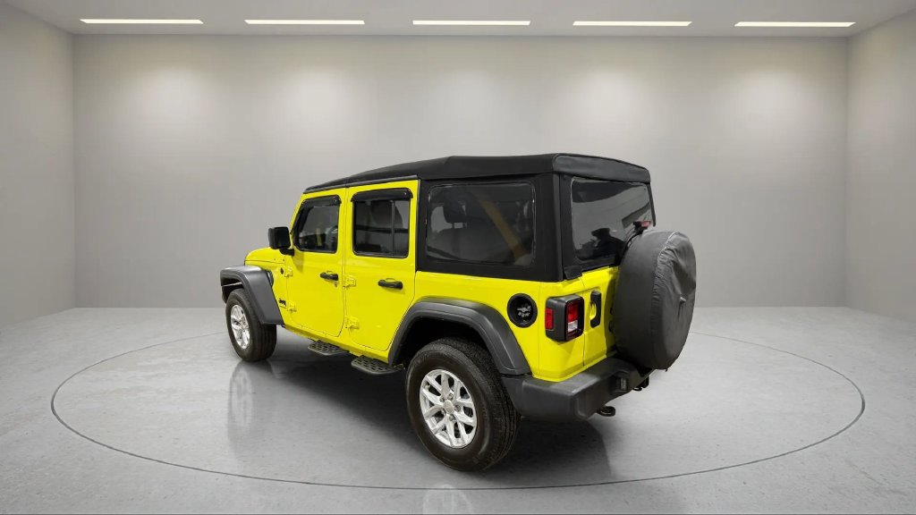 Used 2023 Jeep Wrangler Unlimited Sport AWD/4WD image 13