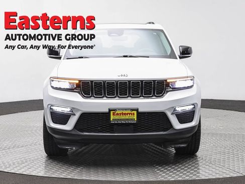 Used 2023 Jeep Grand Cherokee 4WD 4xe image 2