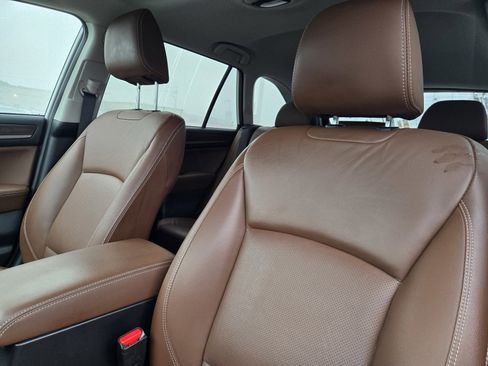 Used 2018 Subaru Outback 3.6R Touring w/ Popular Package #3 image 16