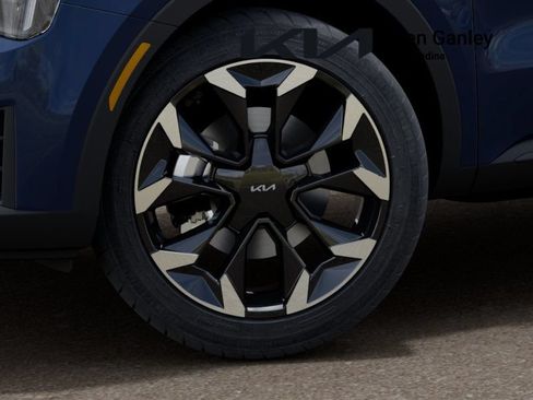 New 2026 Kia Sorento EX w/ EX Premium Package FWD image 9