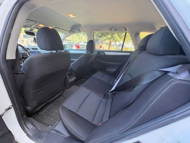 Used 2019 Subaru Outback 2.5i Premium AWD/4WD image 11