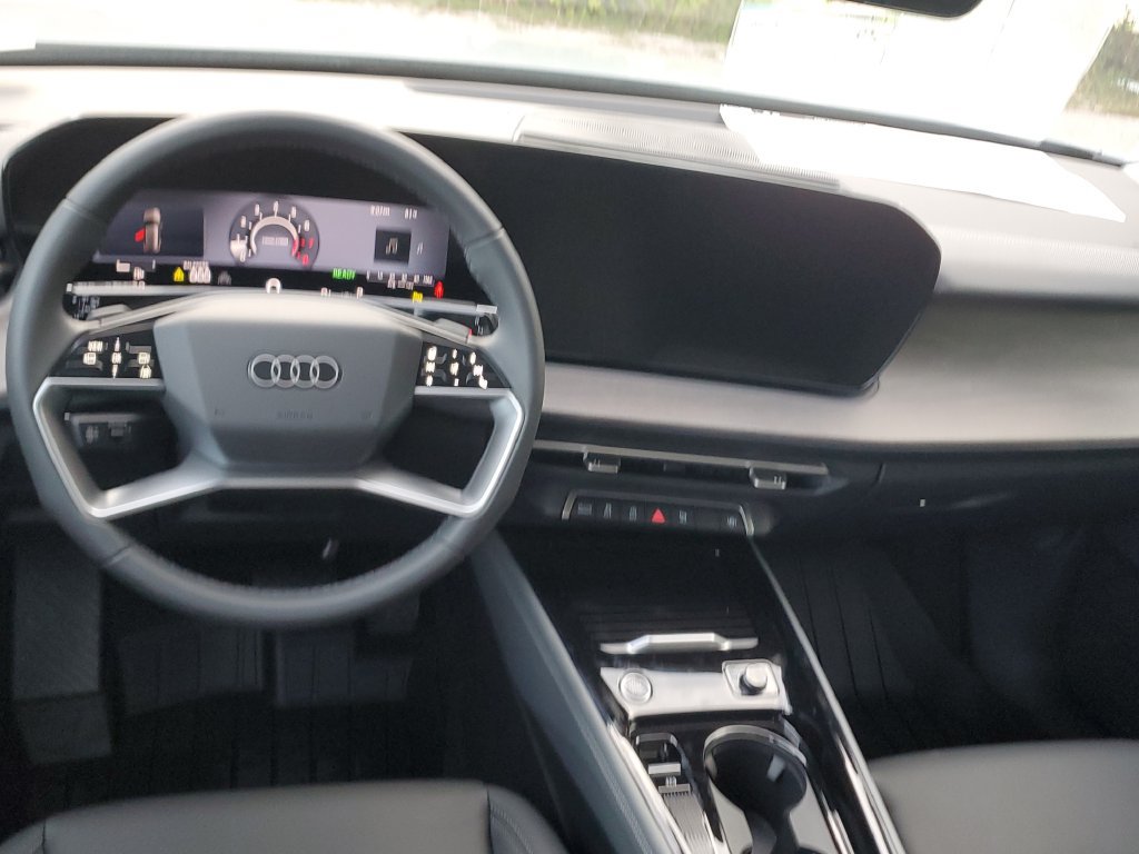 New 2026 Audi Q3 quattro 2.0T AWD/4WD image 21