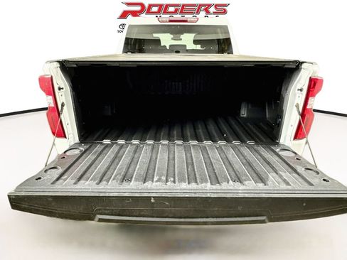 Used 2023 Chevrolet Silverado 1500 RST AWD/4WD image 23