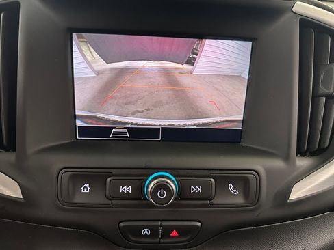 Used 2022 GMC Terrain SLE w/ Driver Convenience Package image 12