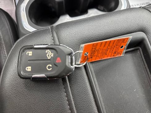 Used 2020 Chevrolet Silverado 2500 LTZ w/ LTZ Plus Package image 38