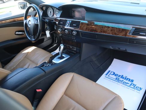 Used 2009 BMW 528i Sedan RWD image 28