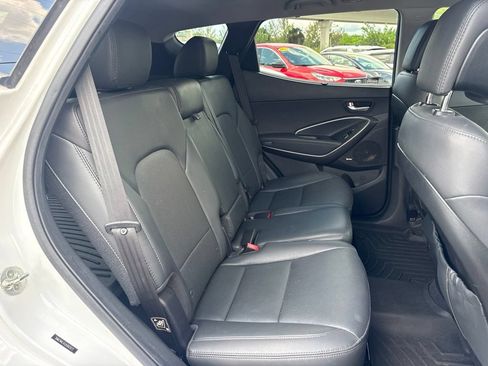 Used 2018 Hyundai Santa Fe Sport FWD image 17