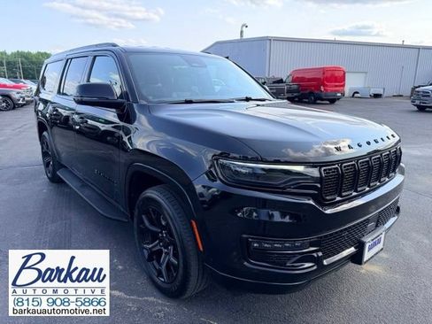 Used 2025 Jeep Wagoneer L Series II AWD/4WD image 1
