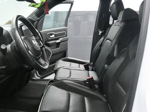 Used 2024 RAM 1500 Laramie AWD/4WD image 15