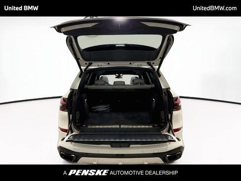 Used 2024 BMW X5 xDrive50e w/ M Sport Package AWD/4WD image 14