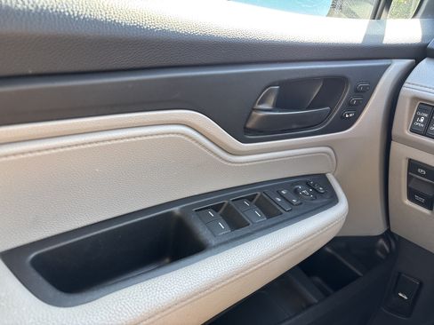 Used 2022 Honda Odyssey EX-L image 32