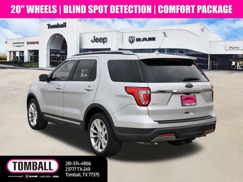Used 2019 Ford Explorer XLT w/ Equipment Group 202A image 5