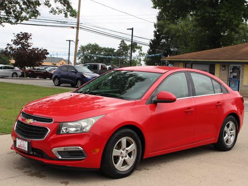 Used 2015 Chevrolet Cruze LT FWD image 5