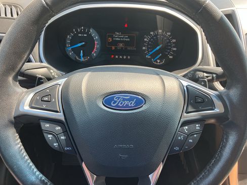 Used 2018 Ford Edge SEL AWD/4WD image 14