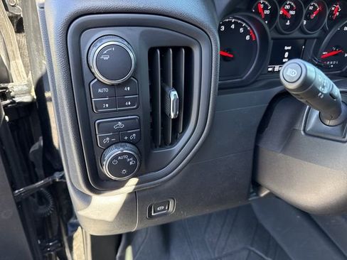 Used 2023 Chevrolet Silverado 1500 Custom Trail Boss image 28