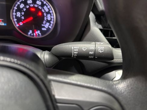 Used 2020 Toyota RAV4 LE image 16