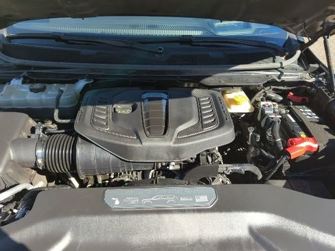 Certified 2023 Jeep Wagoneer Series III w/ Preferred Equipment Group AWD/4WD image 27
