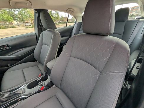 Used 2024 Toyota Corolla LE image 16